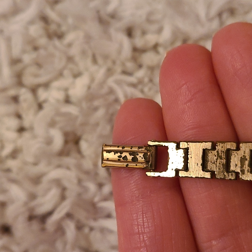 Vintage gold plated Russian wrist watch - Picture 10 of 16